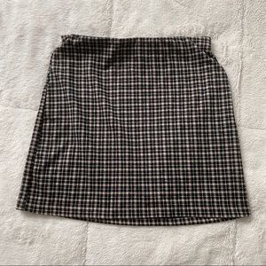H&M PLAID SKIRT WITH ELASTIC WAISTBAND